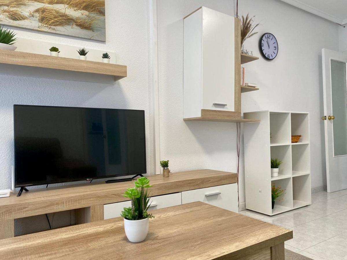 Torrevieja Modern Apartment With Swimming Pool Luaran gambar